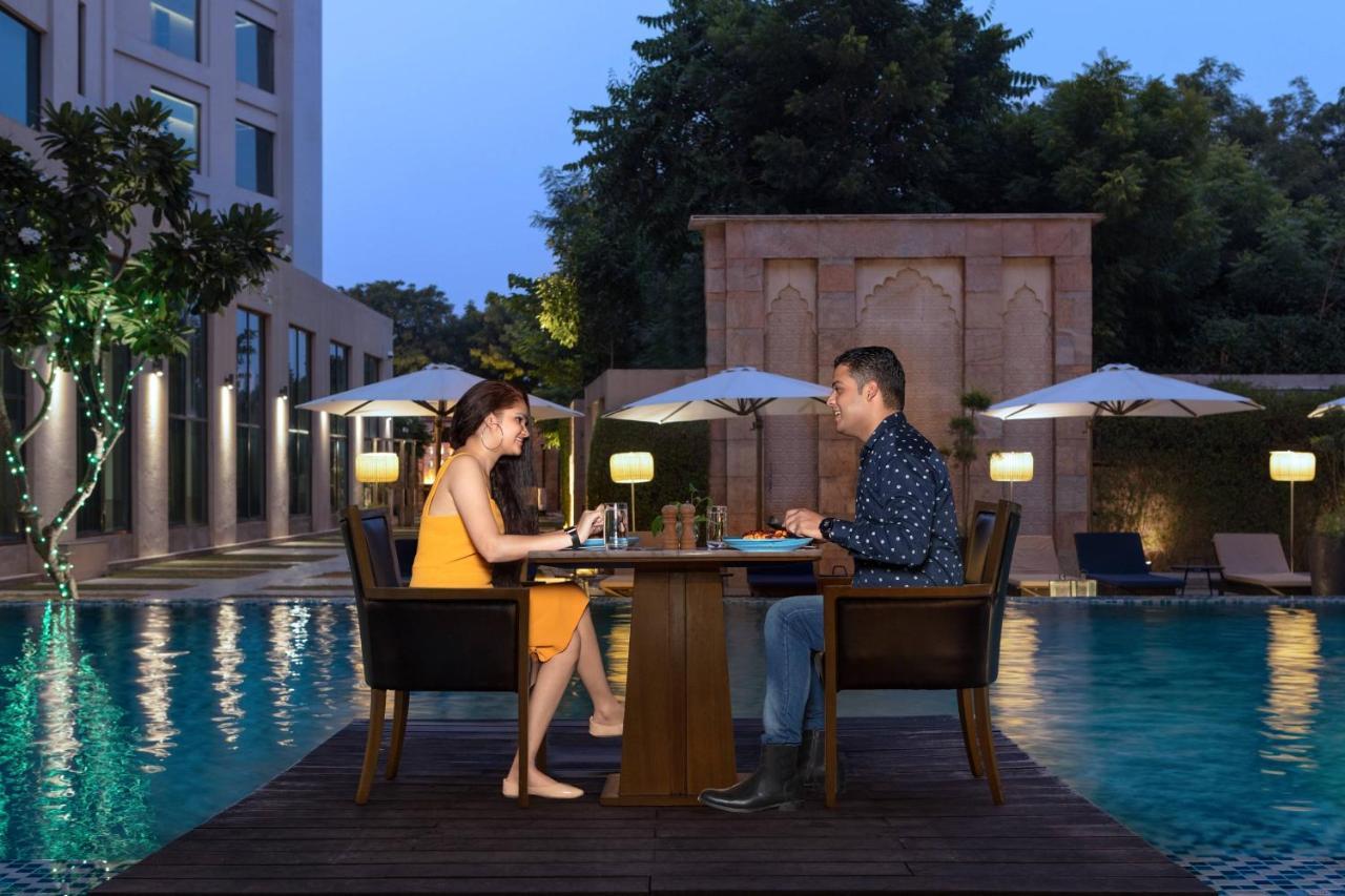 Courtyard By Marriott Agra Hotel Agra  Exterior photo